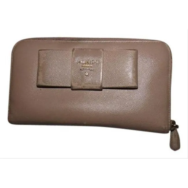 Prada Pale Pink /Nude Leather Pre Owned Wallet w Lots of Pockets & a Bow